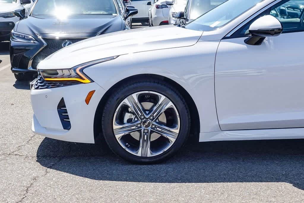 Thumbnail: 2022 Kia K5 - 9