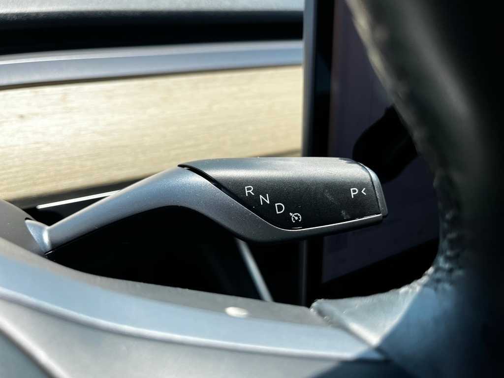 Thumbnail: 2018 Tesla Model 3 - 17