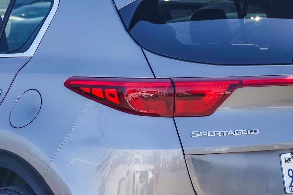 Thumbnail: 2017 Kia Sportage - 7