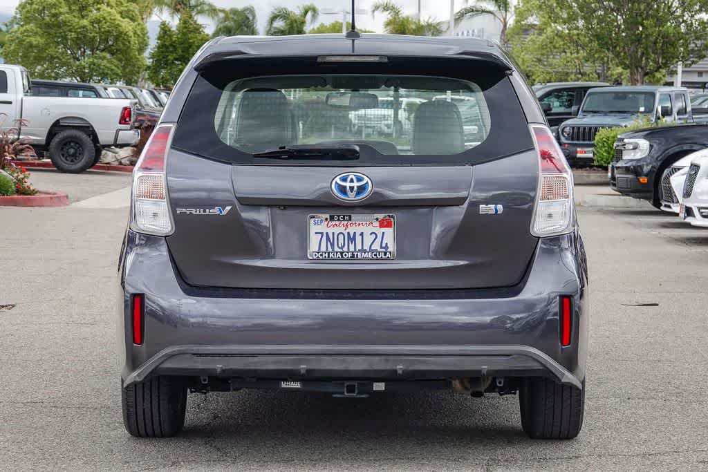Thumbnail: 2015 Toyota Prius v - 5