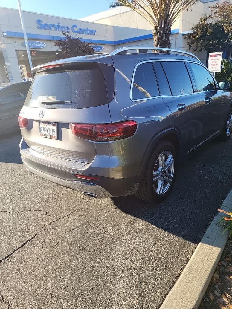 2020 Mercedes Benz GLB 250 photo 2