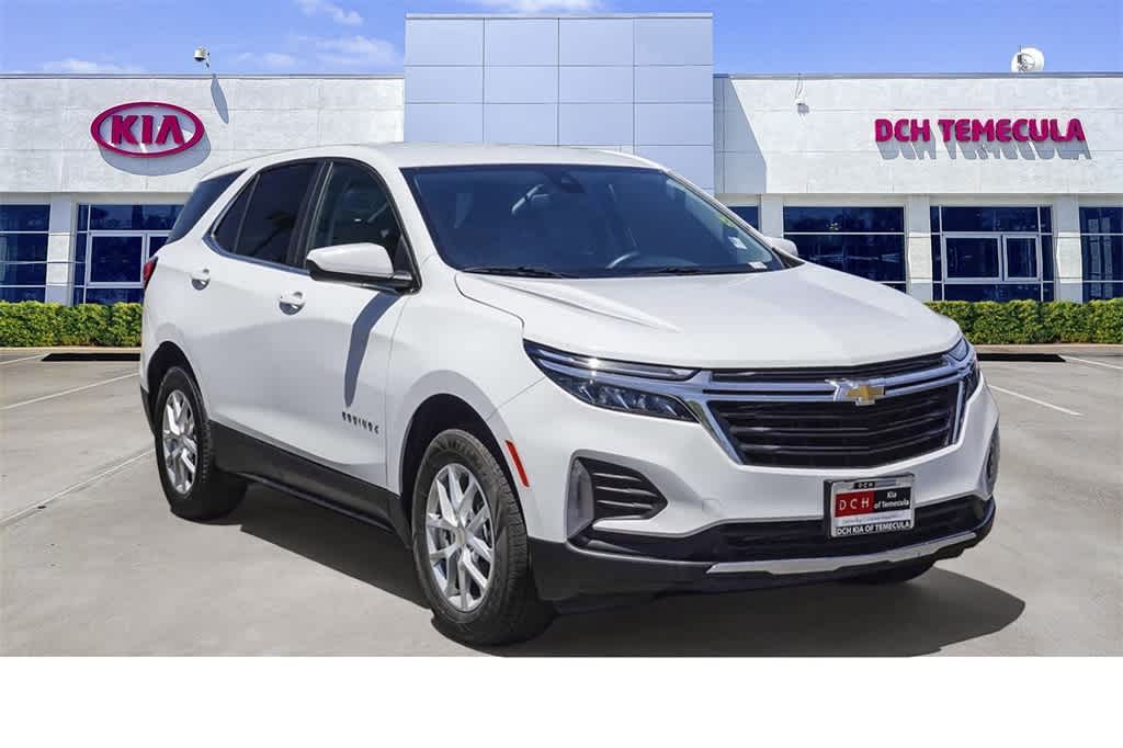 2023 Chevrolet Equinox photo 3