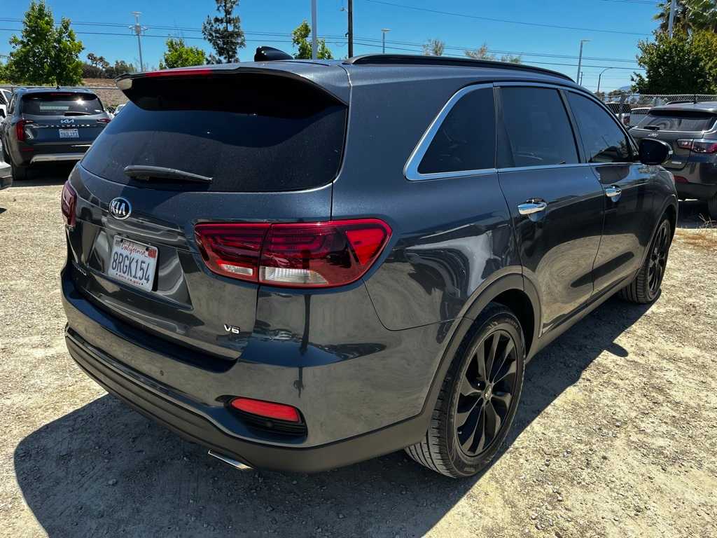 Thumbnail: 2020 Kia Sorento - 5