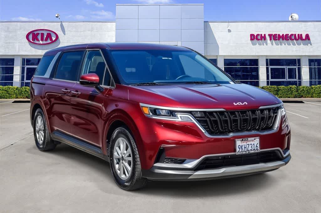 2024 Kia Carnival LX Seat Package photo 2