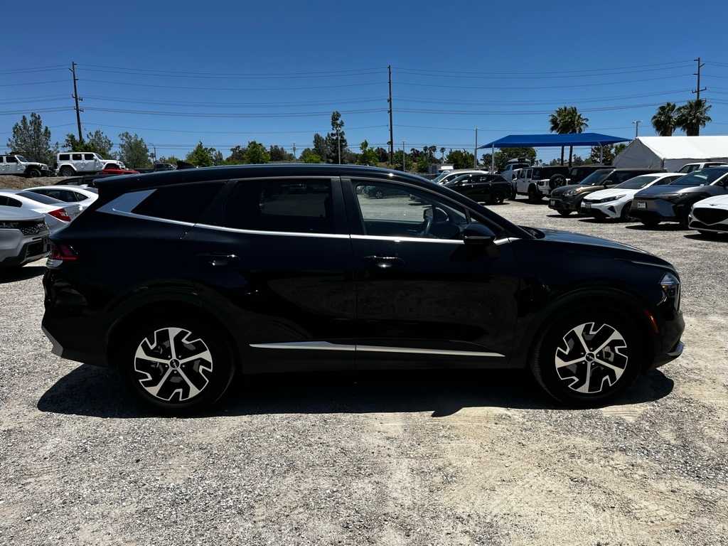 2023 Kia Sportage EX 4