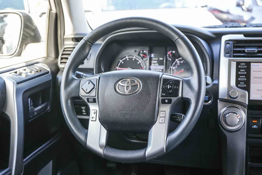 Thumbnail: 2022 Toyota 4Runner - 15