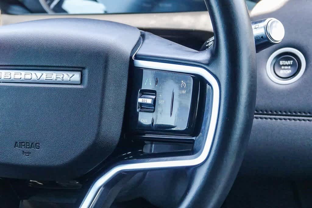 Thumbnail: 2021 Land Rover Discovery Sport - 15