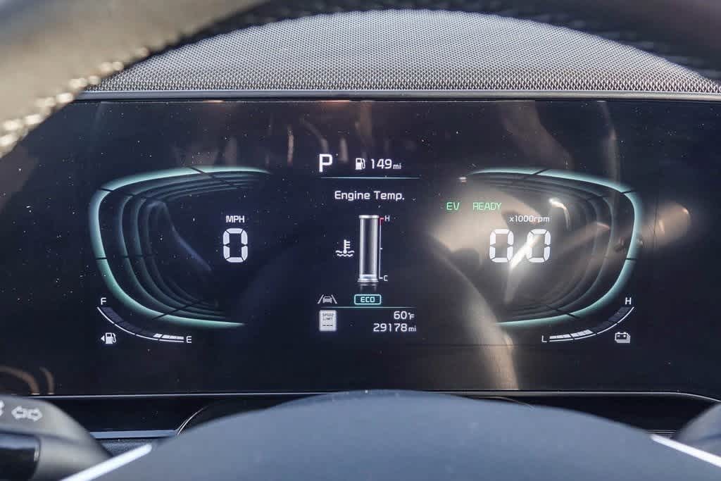 Thumbnail: 2023 Kia Niro - 23