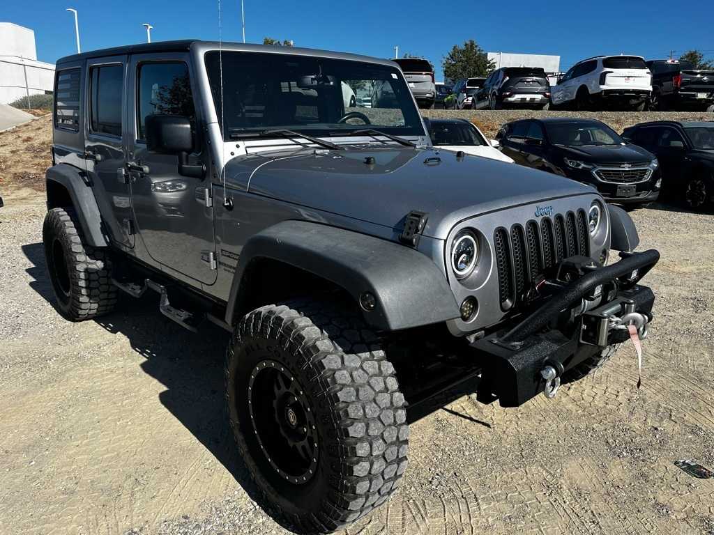 2016 Jeep Wrangler Unlimited Sport photo 3