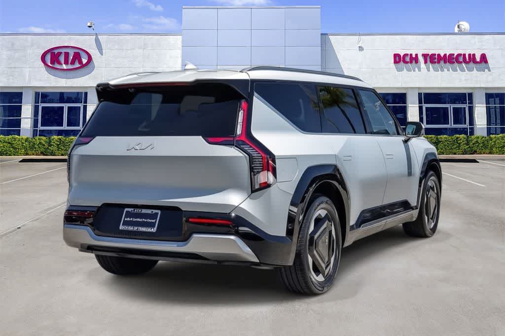 Thumbnail: 2024 Kia EV9 - 4
