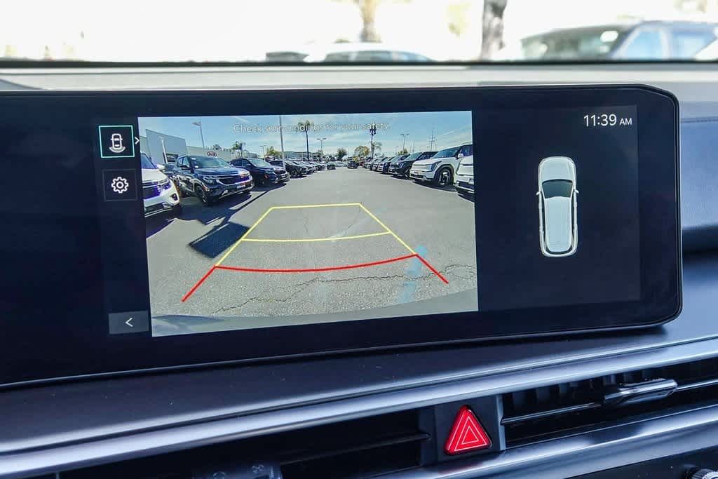 Thumbnail: 2025 Kia Sorento - 22