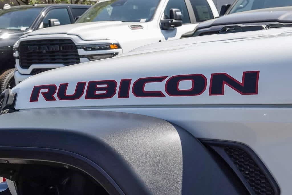 Thumbnail: 2021 Jeep Wrangler - 9