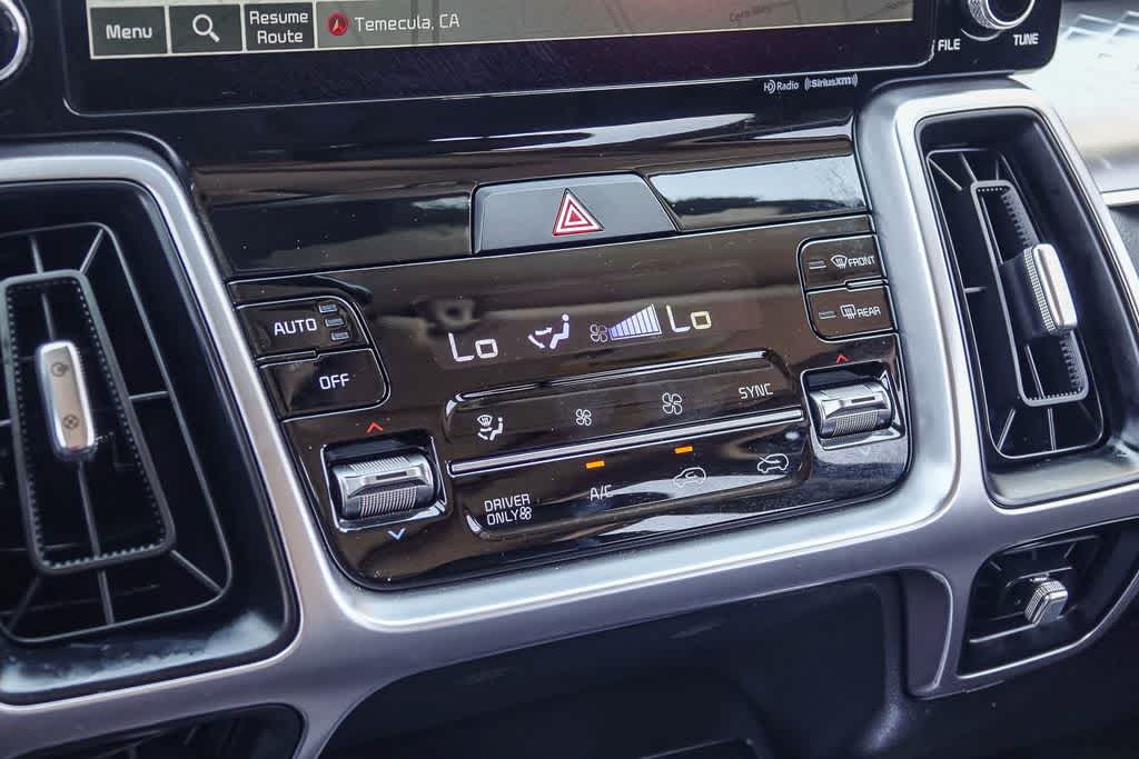 Thumbnail: 2023 Kia Sorento - 21