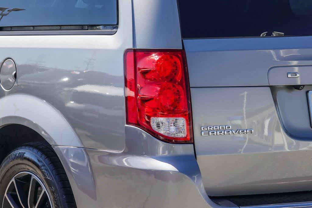 Thumbnail: 2018 Dodge Grand Caravan - 7