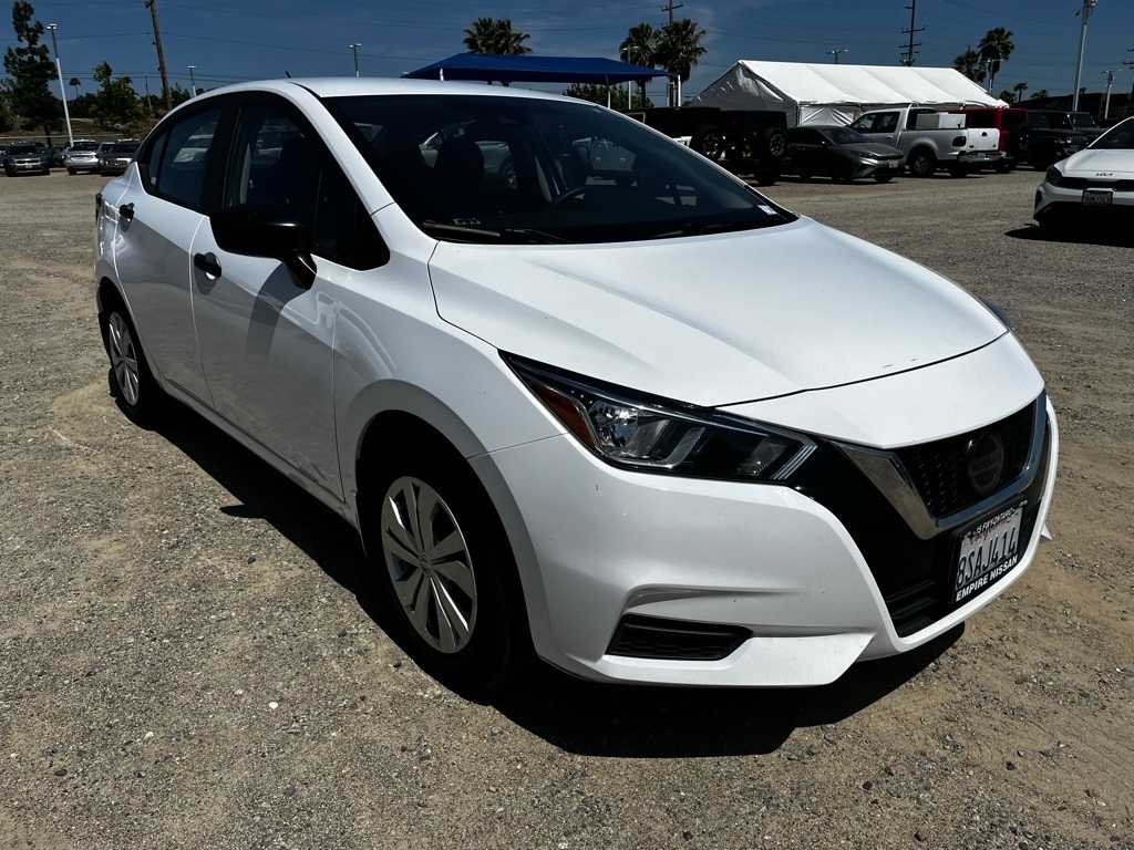 2020 Nissan Versa S 3
