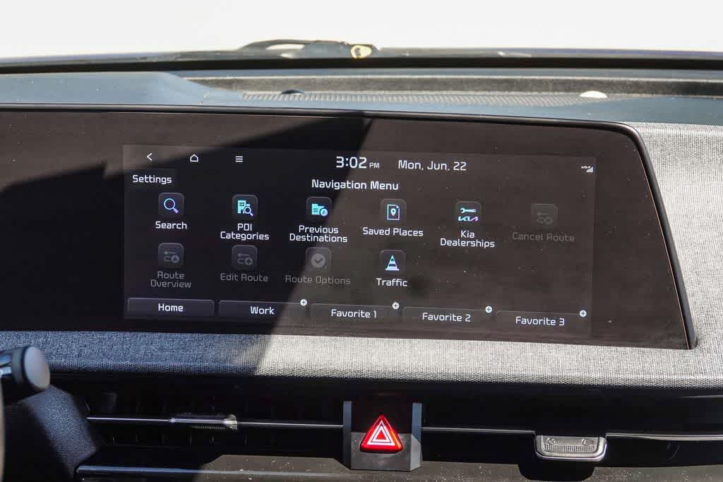 Thumbnail: 2022 Kia EV6 - 13