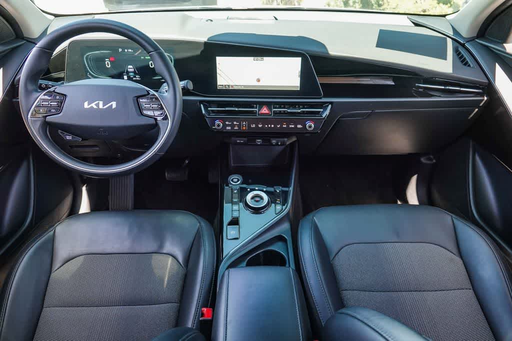 Thumbnail: 2024 Kia Niro - 11