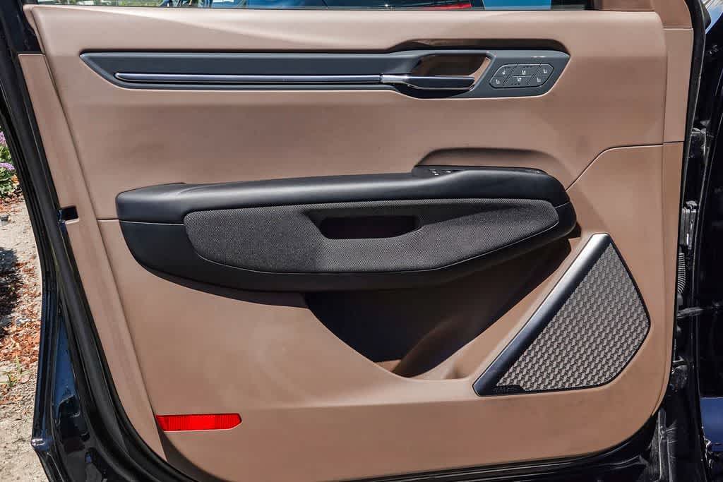 Thumbnail: 2024 Kia EV9 - 19