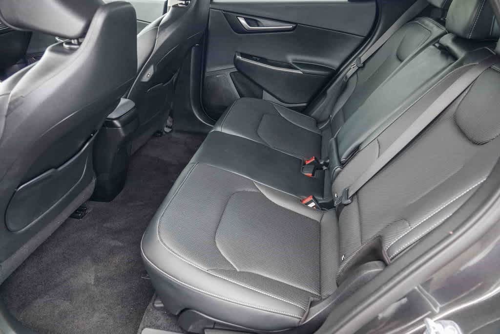 Thumbnail: 2023 Kia EV6 - 17