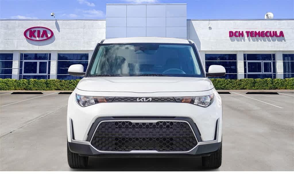 2023 Kia Soul LX photo 2