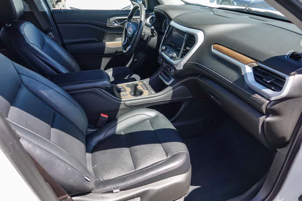 Thumbnail: 2023 GMC Acadia - 15