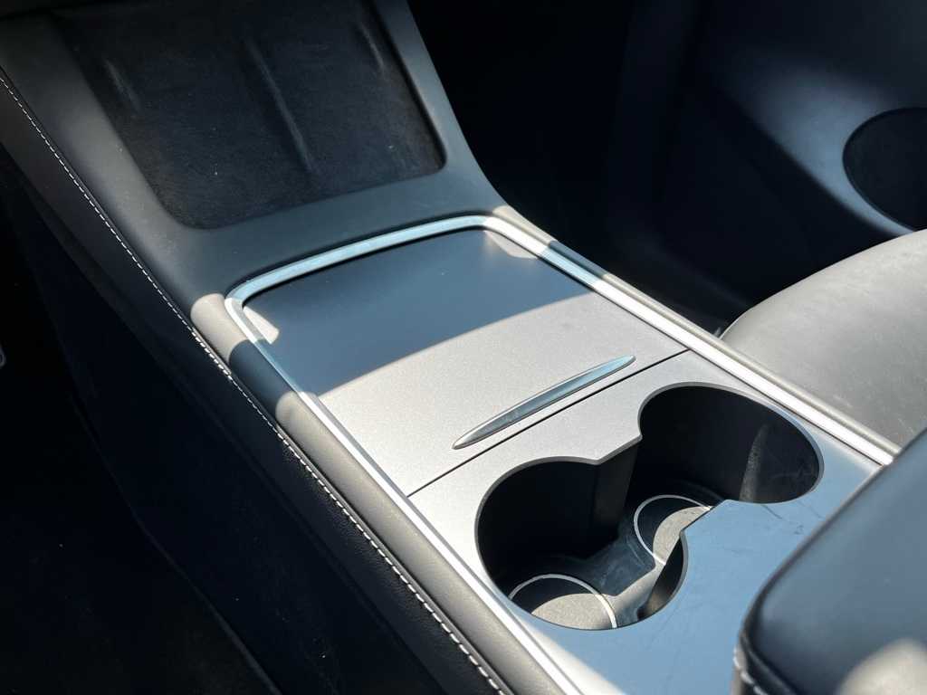 Thumbnail: 2023 Tesla Model Y - 16
