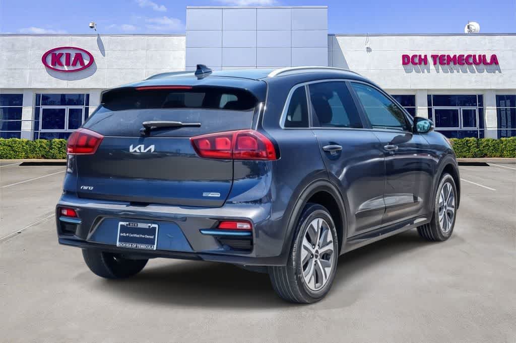 Thumbnail: 2022 Kia Niro - 4
