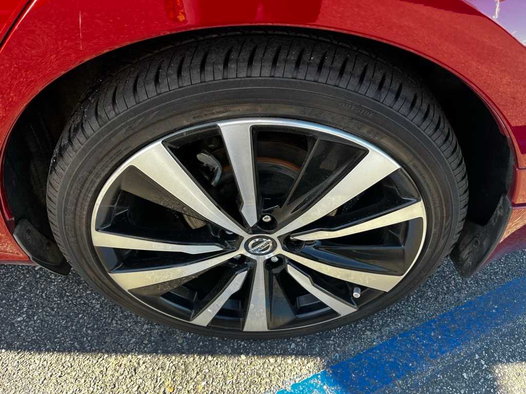 Thumbnail: 2021 Nissan Altima - 9