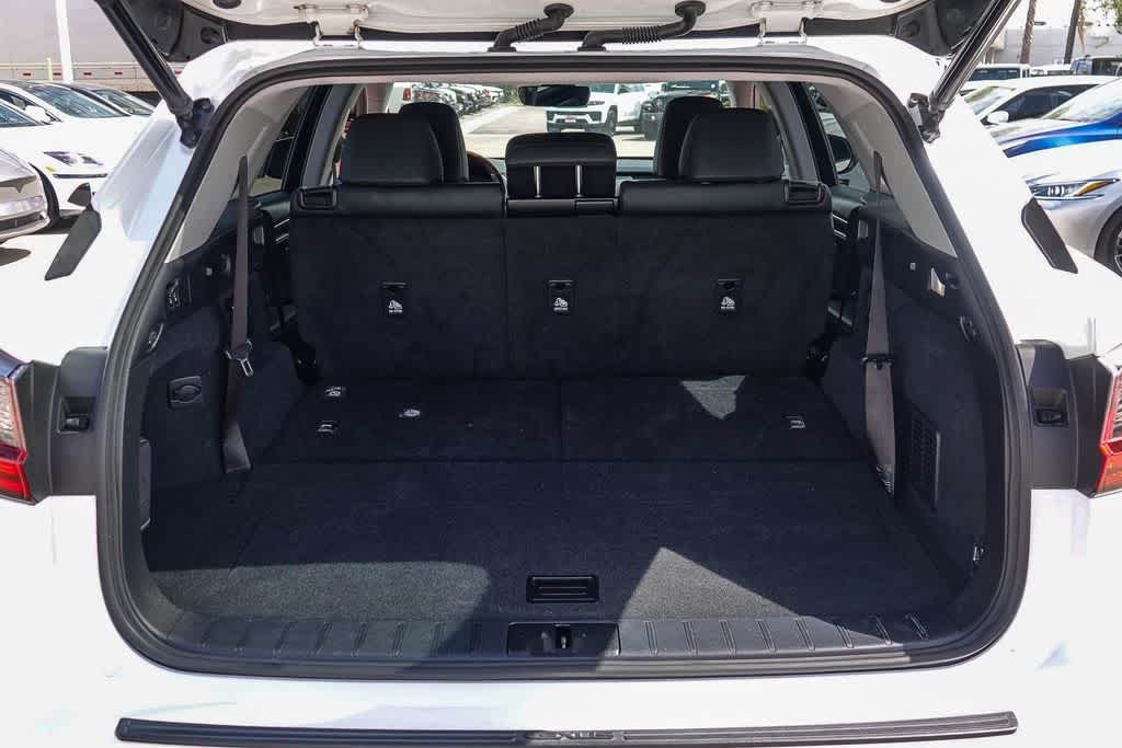 Thumbnail: 2022 Lexus RX - 26