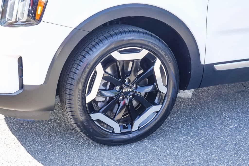 Thumbnail: 2023 Kia Telluride - 9