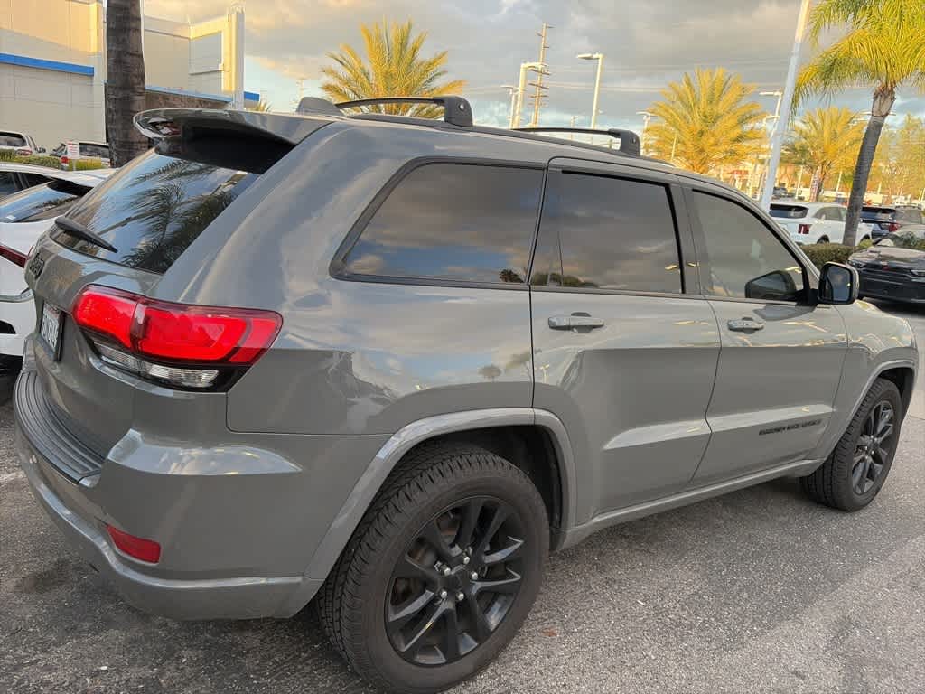 Thumbnail: 2020 Jeep Grand Cherokee - 6