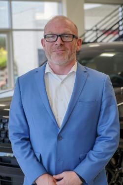 Staff member Dennis Weaver from ID_6cd65a