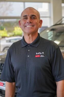 Staff member Carlos Luna from ID_5444f0