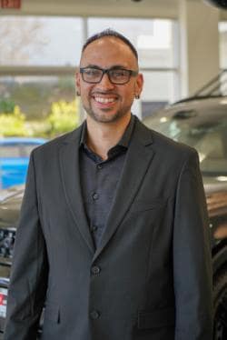 Staff member Chris Koontz from ID_6cd65a