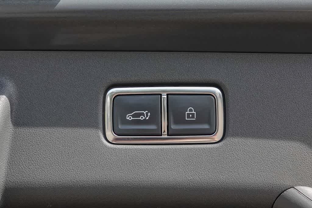 Thumbnail: 2024 Kia EV9 - 24