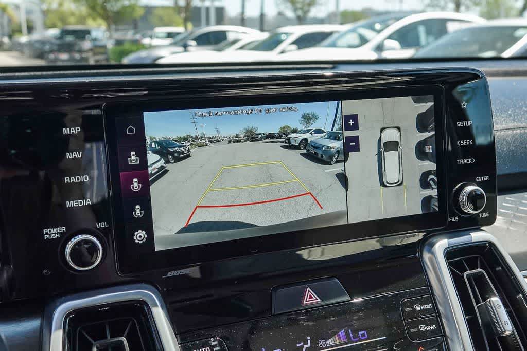 Thumbnail: 2023 Kia Sorento - 22