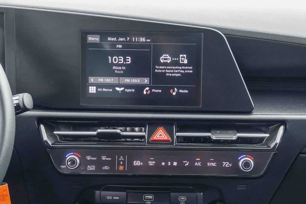 Thumbnail: 2025 Kia Niro - 12