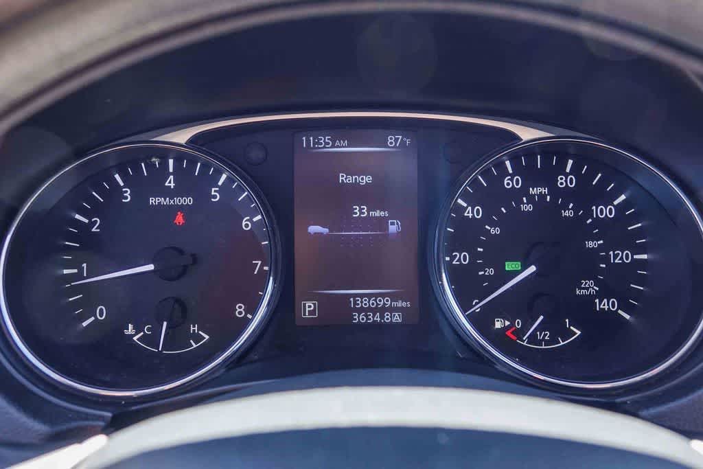 Thumbnail: 2016 Nissan Rogue - 17