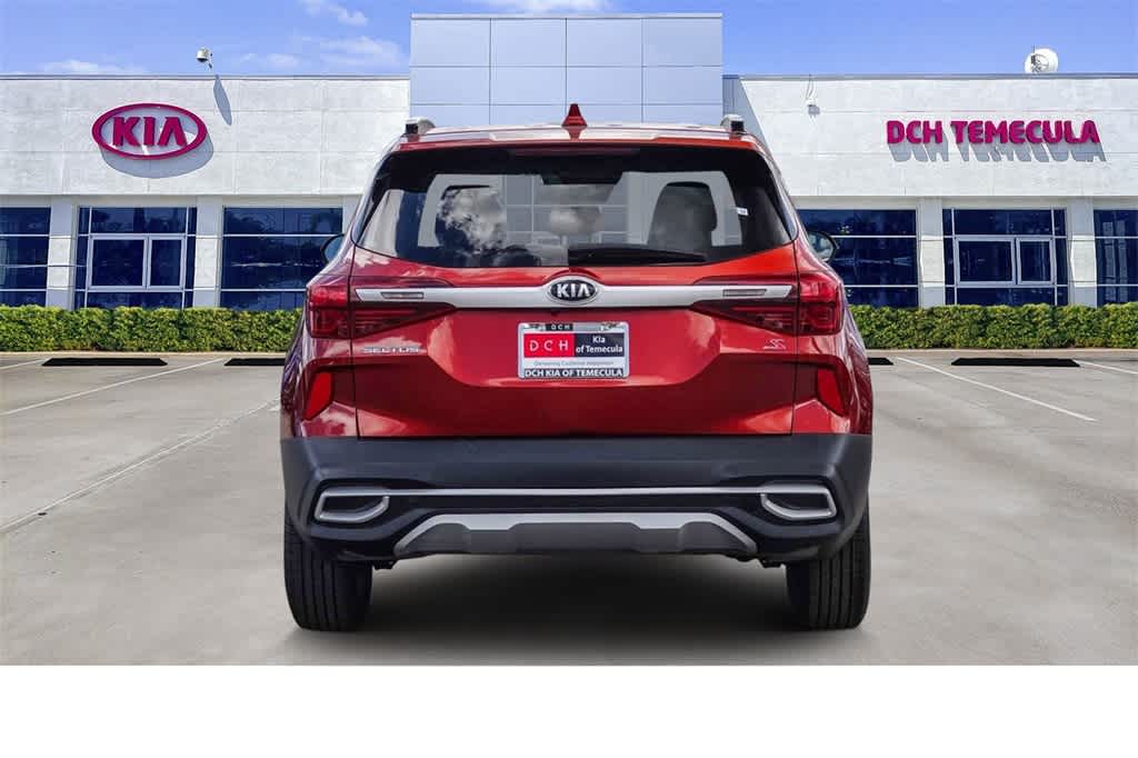 2021 Kia Seltos S 5