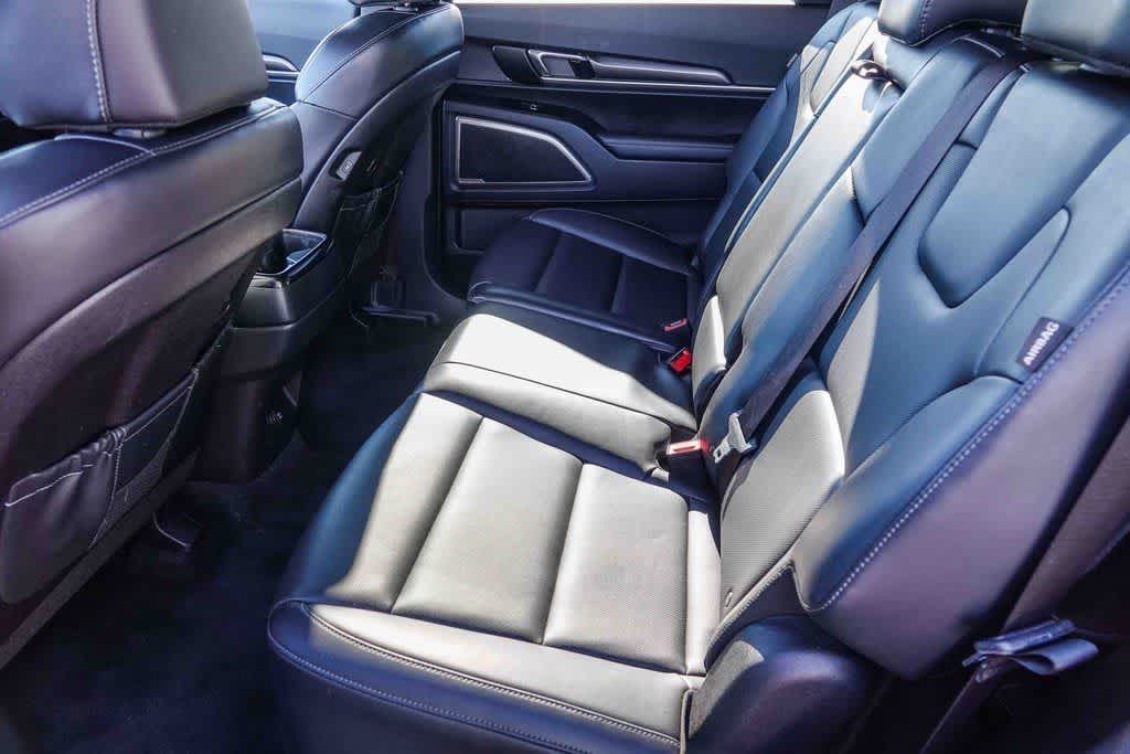 Thumbnail: 2024 Kia Telluride - 17