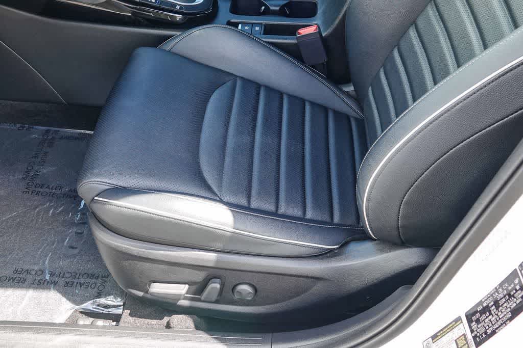 Thumbnail: 2023 Kia Forte - 20