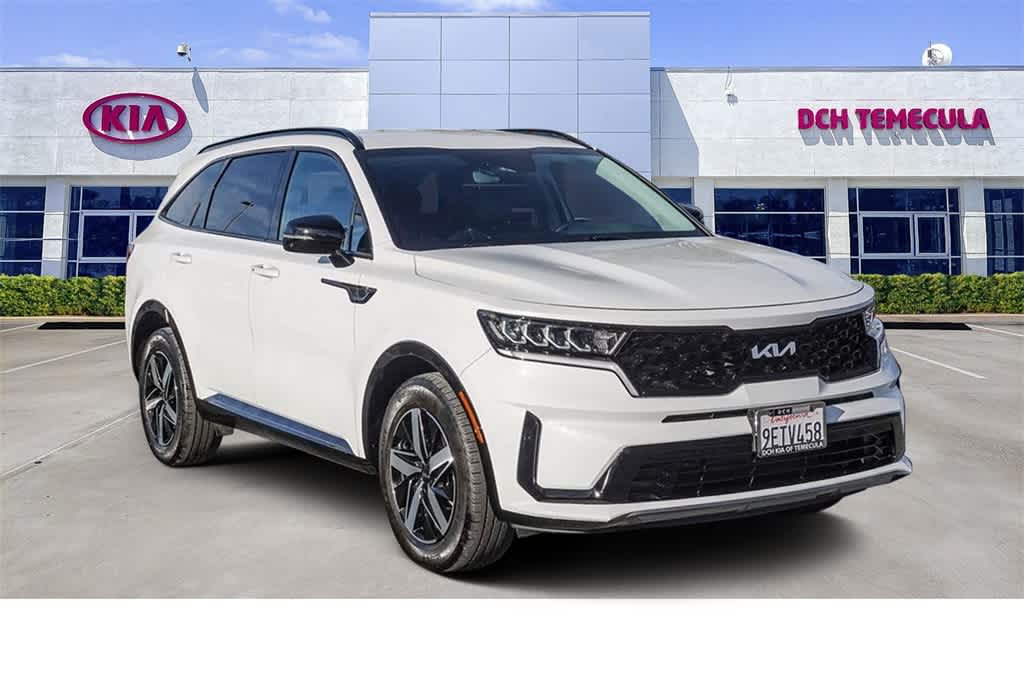 Thumbnail: 2023 Kia Sorento - 3