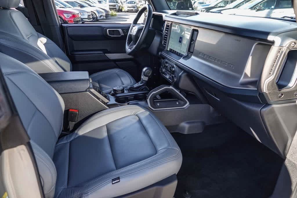 Thumbnail: 2022 Ford Bronco - 15