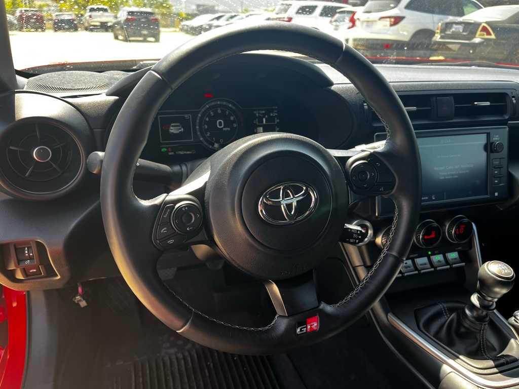 Thumbnail: 2022 Toyota GR86 - 21