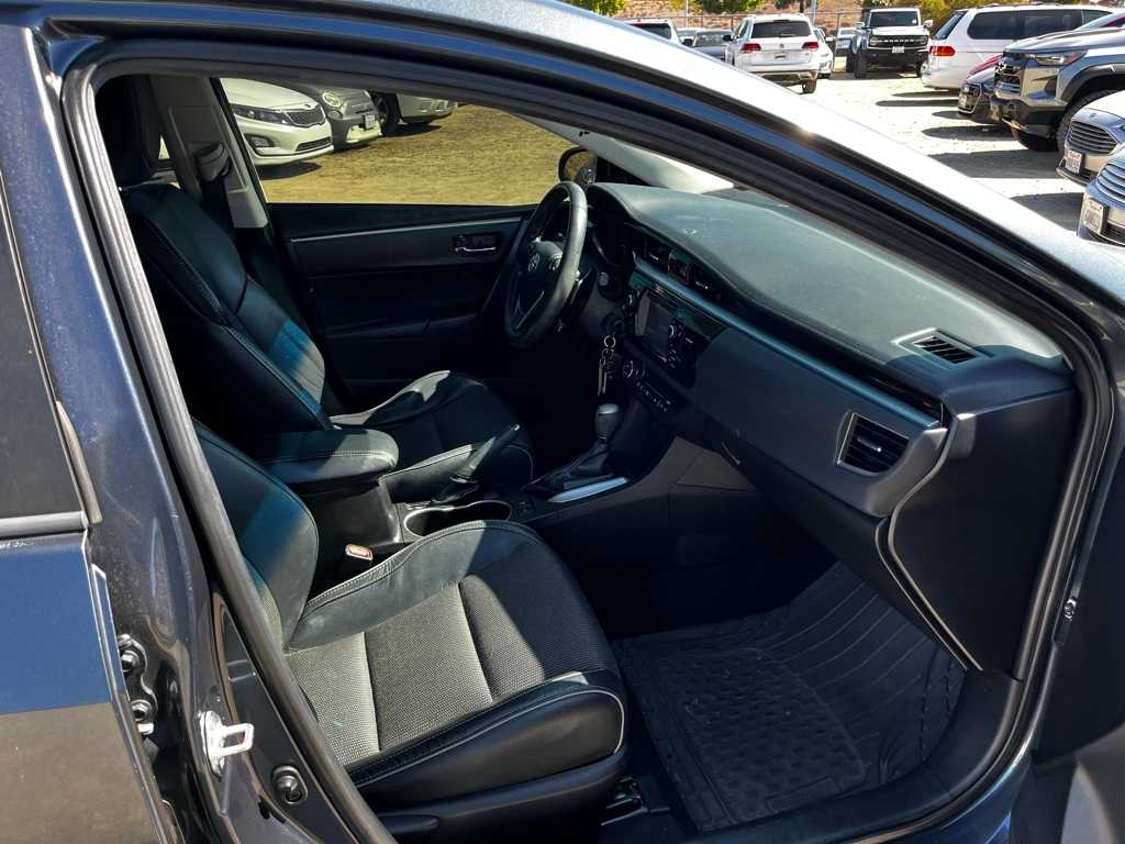 Thumbnail: 2015 Toyota Corolla - 19