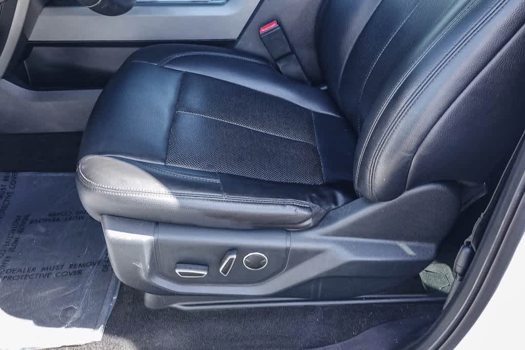 Thumbnail: 2019 Ford Expedition - 20