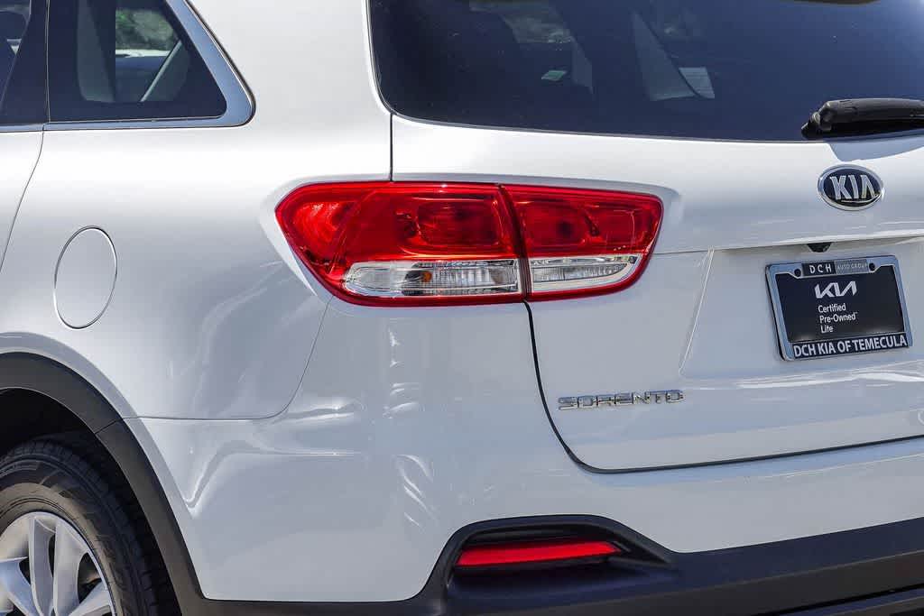 Thumbnail: 2018 Kia Sorento - 6