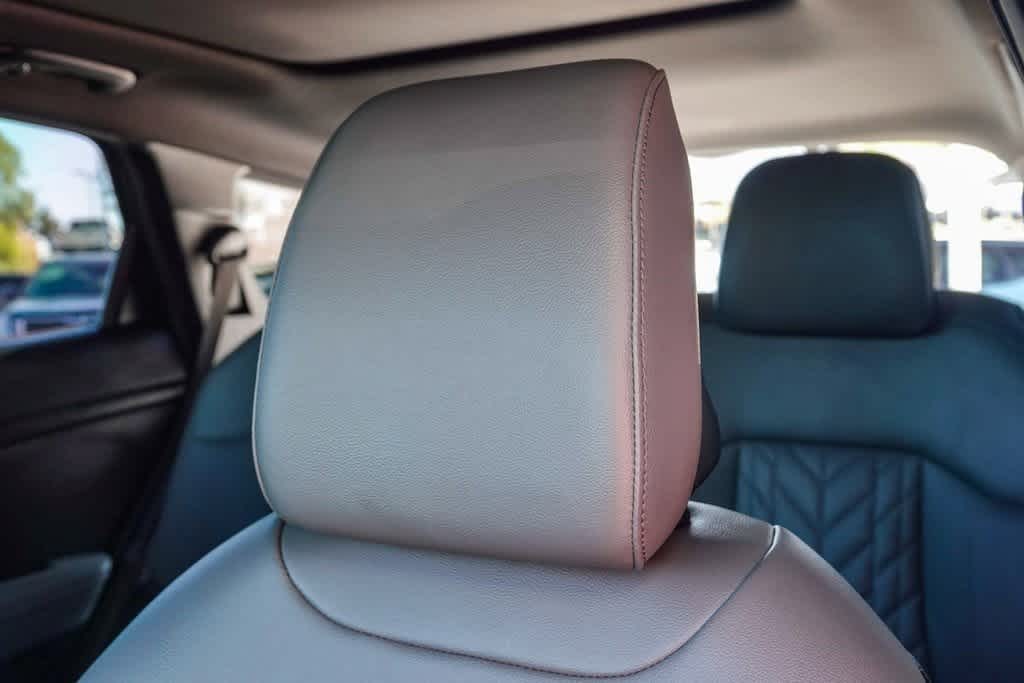 Thumbnail: 2023 Kia Sportage - 25