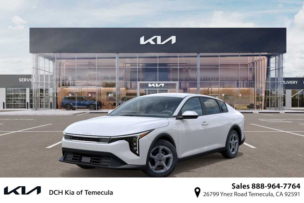 Thumbnail: 2025 Kia K4 - 1