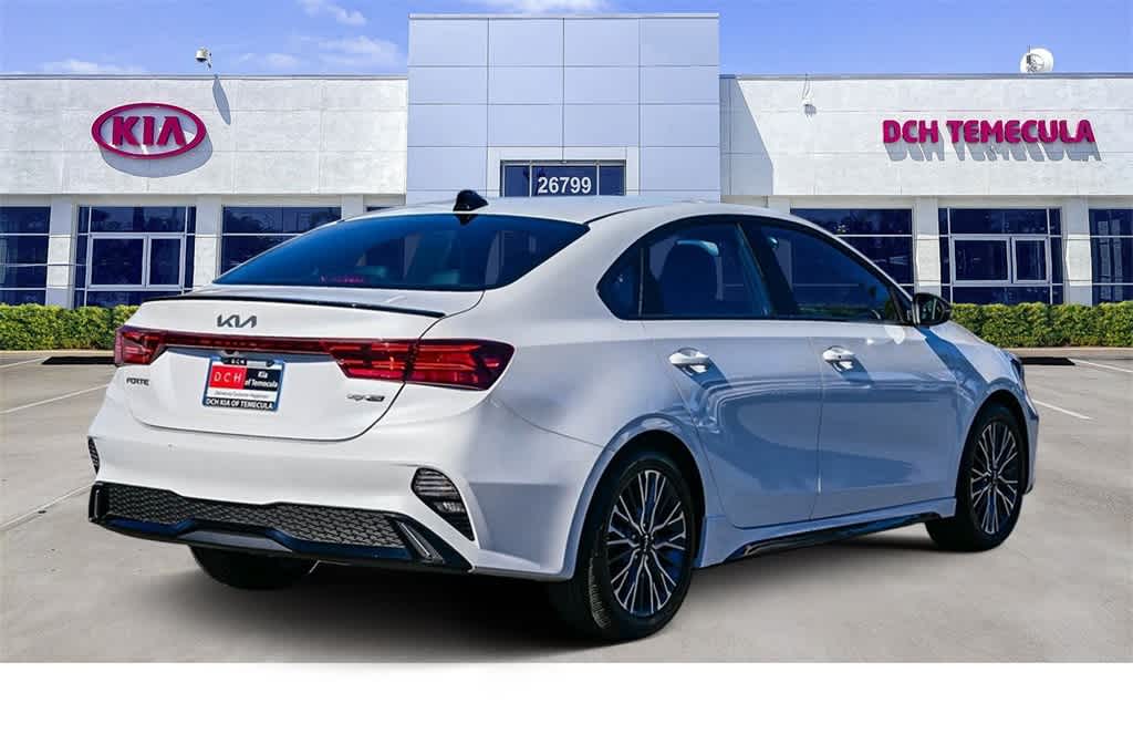 Thumbnail: 2023 Kia Forte - 4